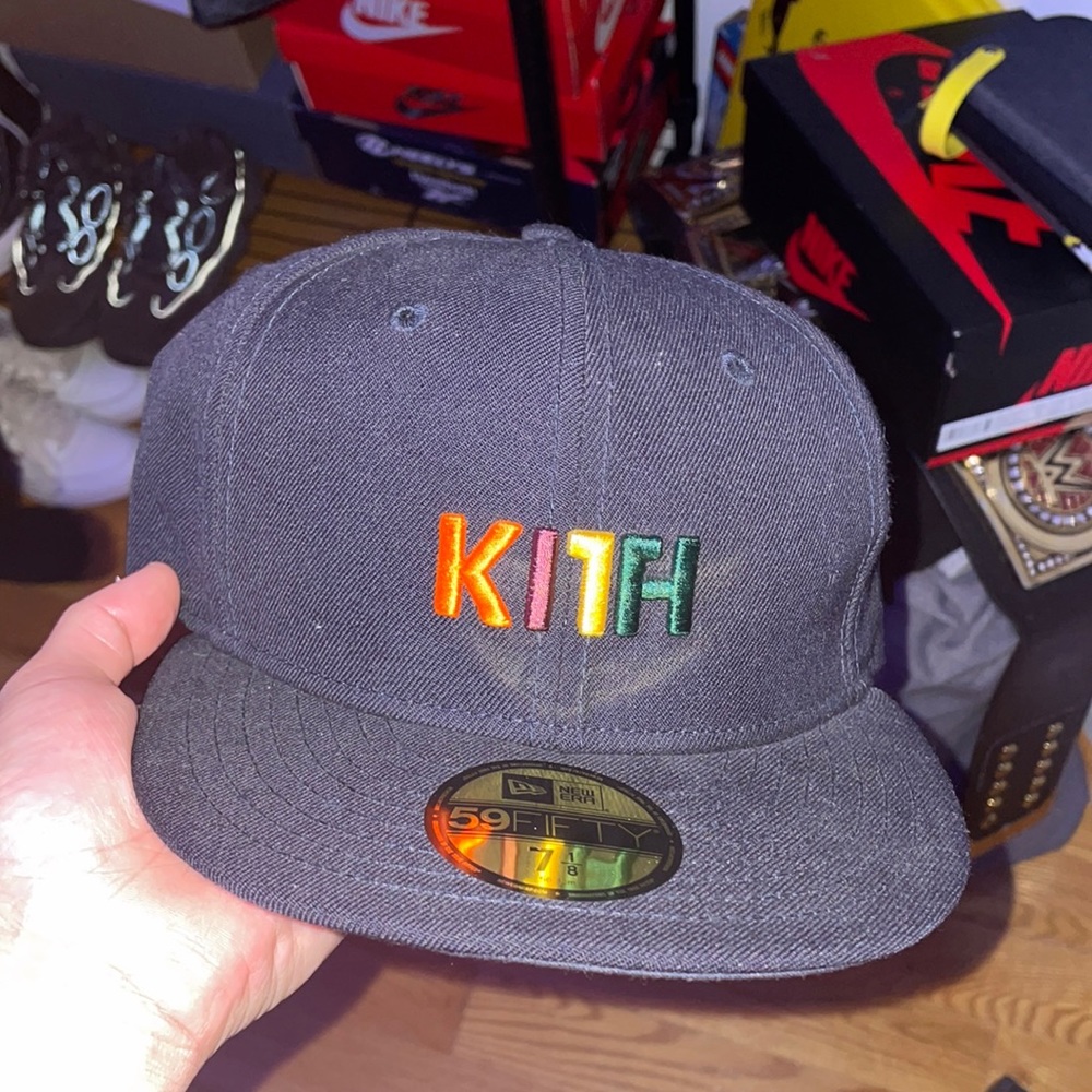 Kith hat
